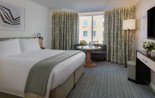 Отель Conrad Dublin Дублин Улучшенный номер с кроватью размера «king-size»-4